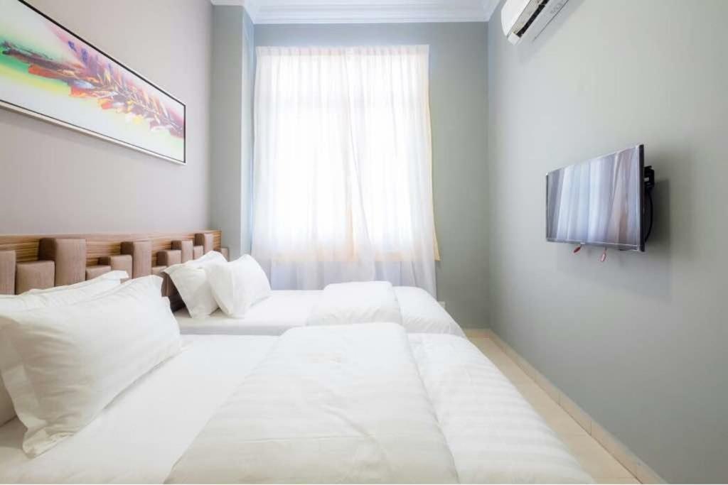 6, Persiaran Tanjung Bunga 3 Villa Batu Feringgi Exteriör bild